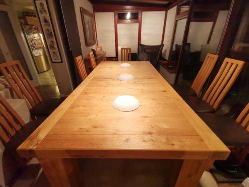 Dining room before (facing wine dresser wall)